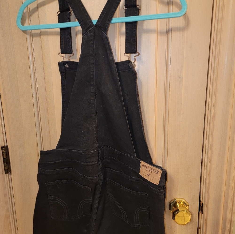 Misses sz M Hollister Black denim overall shorts distressed - Picture 2 of 8